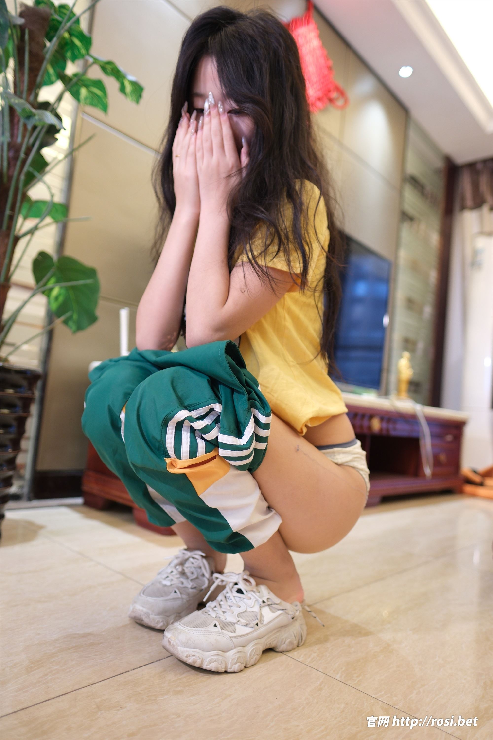 ROSI写真 2025.10.25 NO.5073